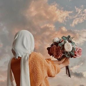 Meet your Posher, Sedra